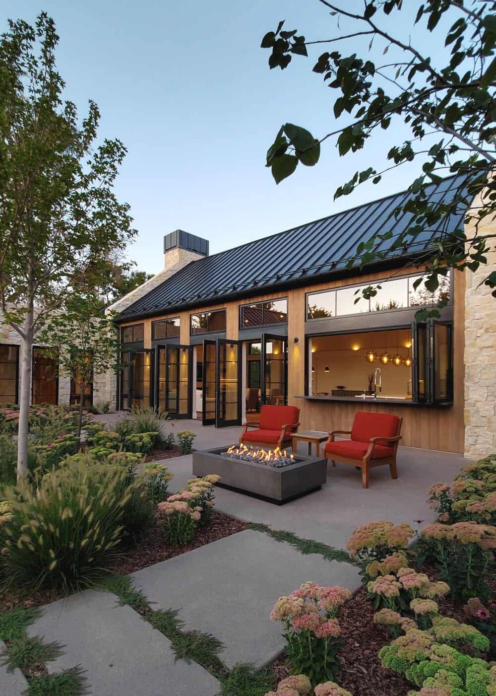contemporary-home-patio-dusk