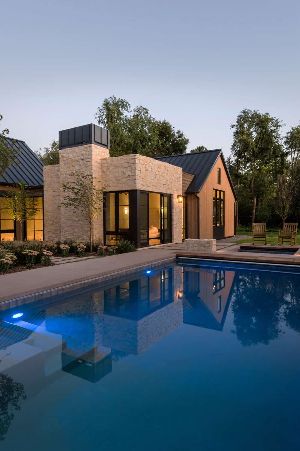 contemporary-swimming-pool-dusk