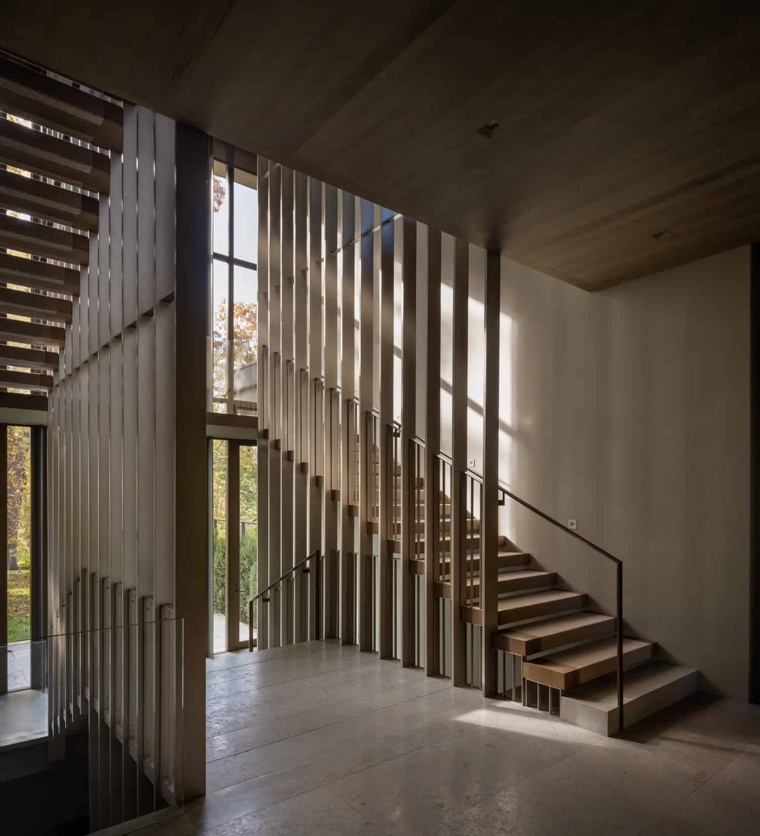modern-country-house-entry-with-staircase