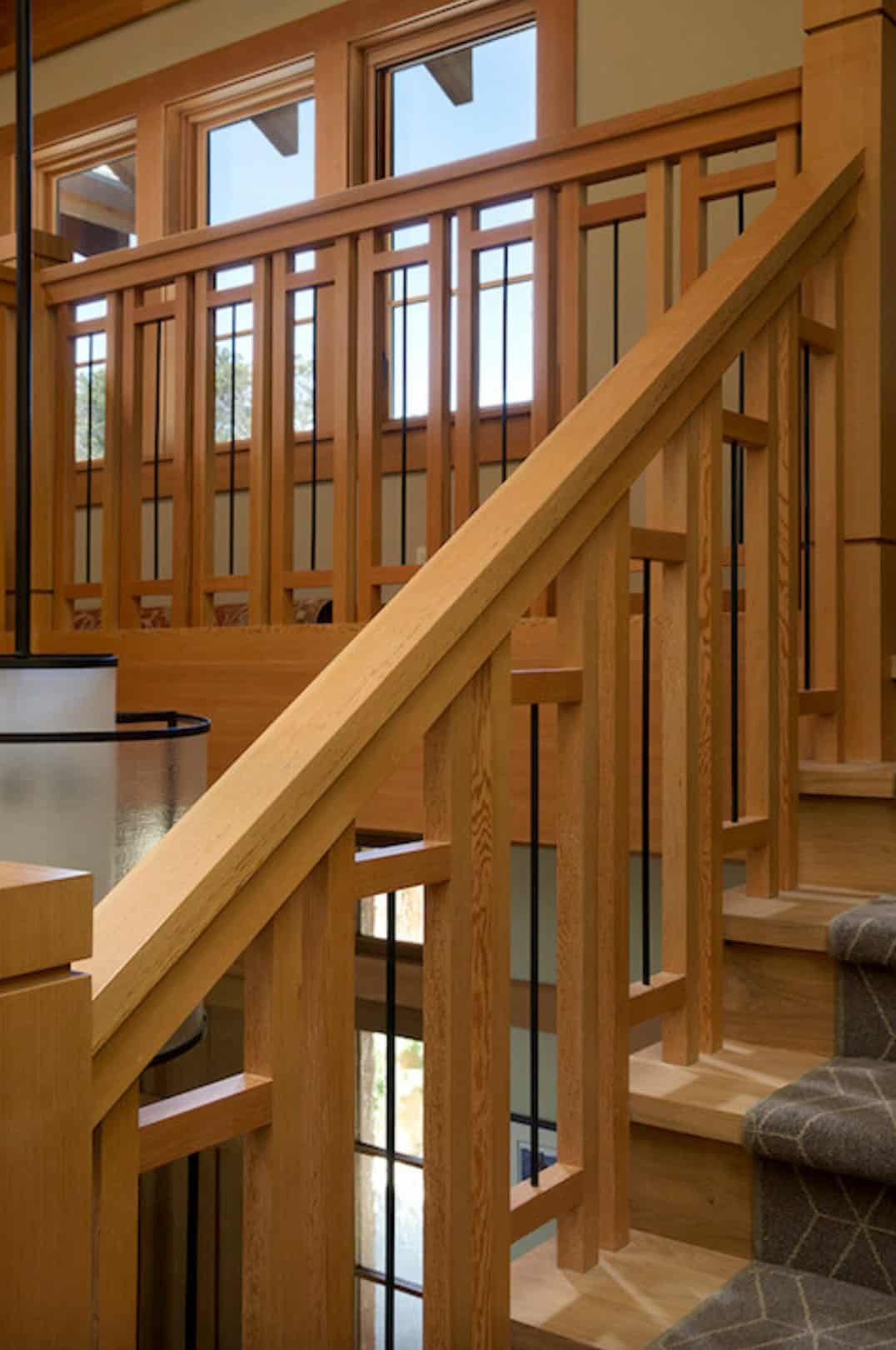 craftsman-style-staircase