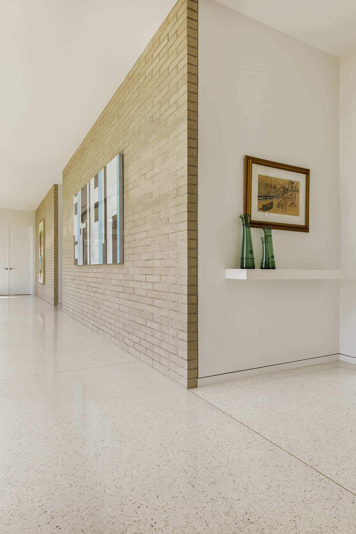midcentury-modern-hallway