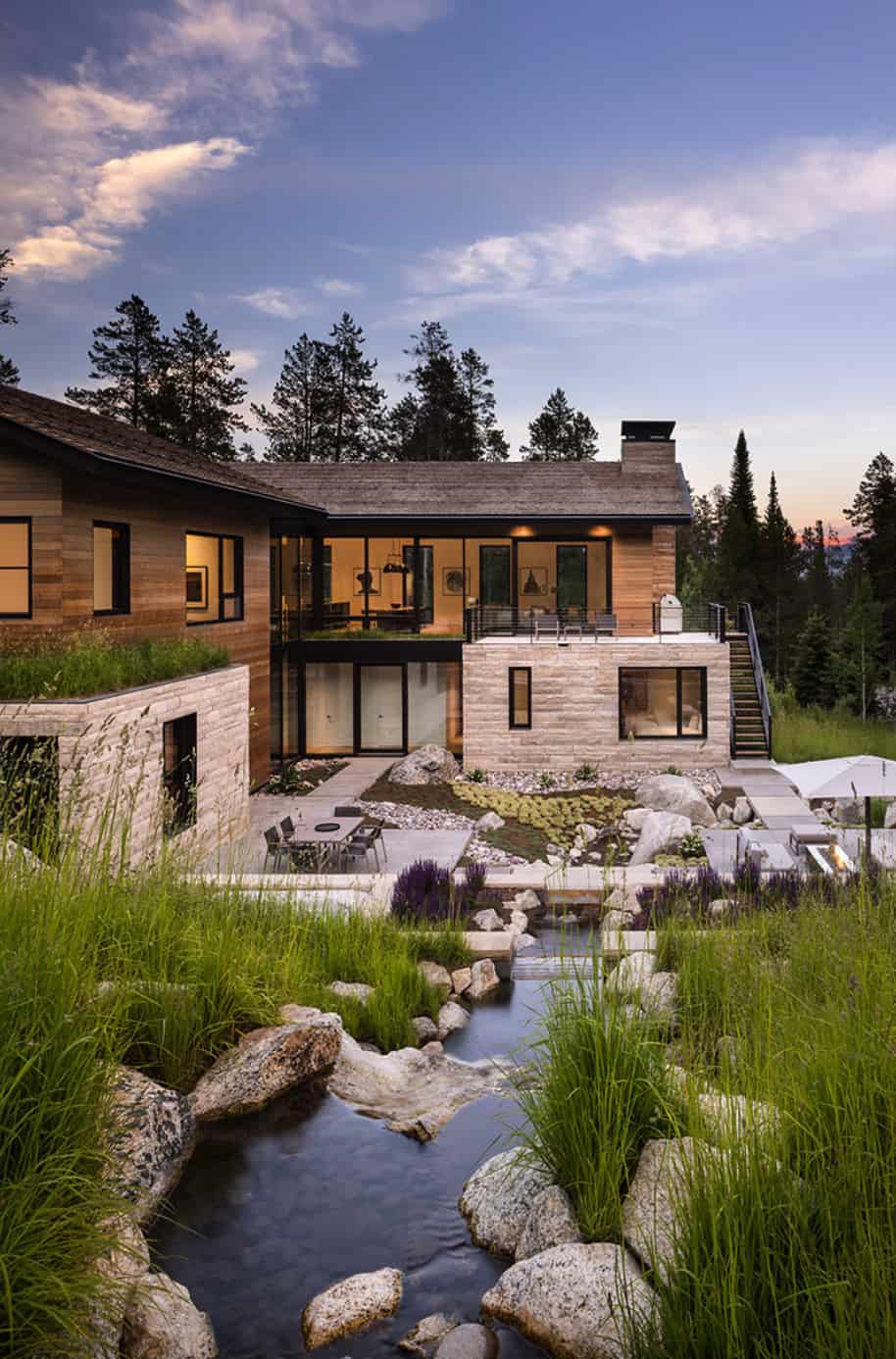 modern-mountain-home-exterior-and-landscape-wyoming
