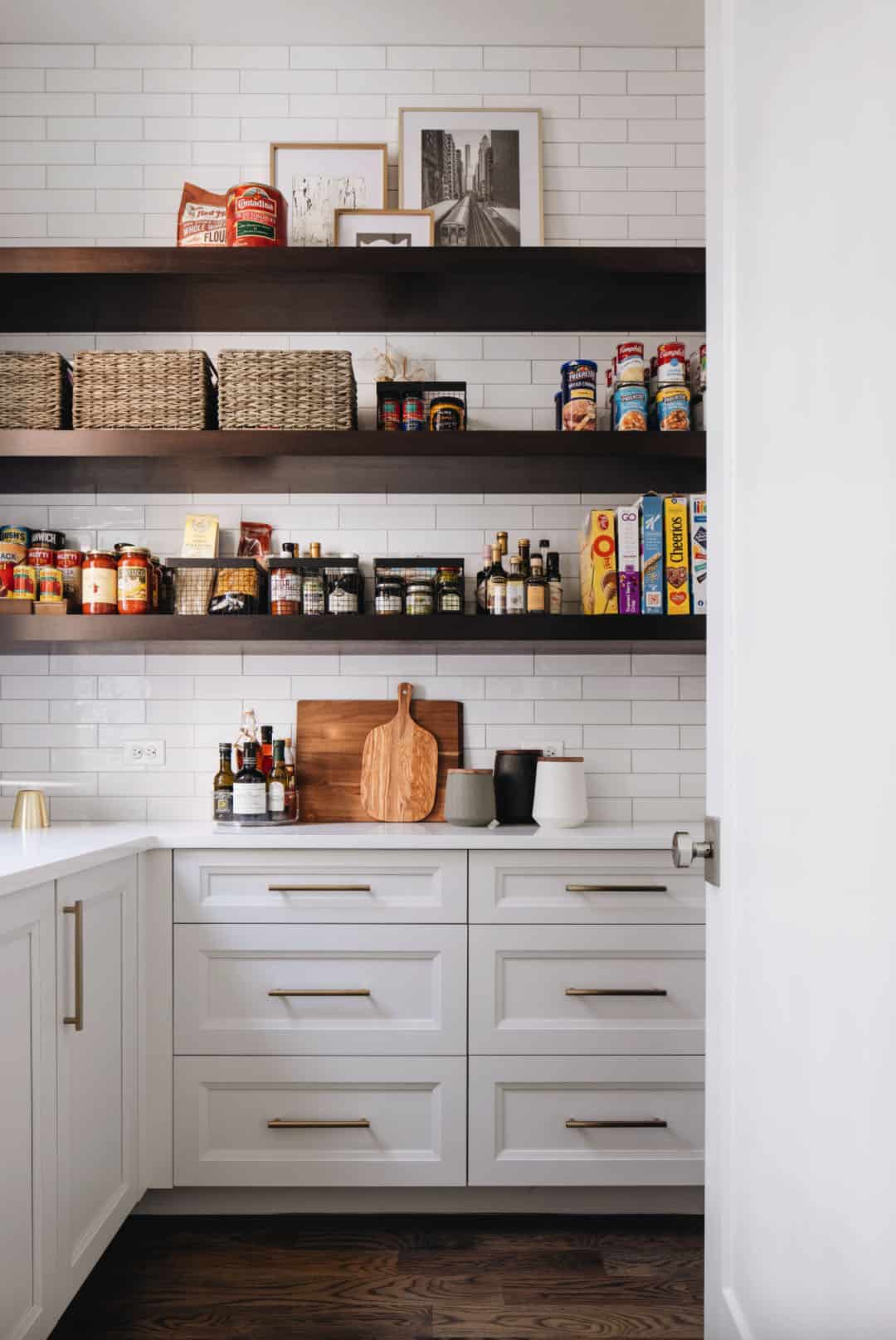 modern-kitchen-pantry
