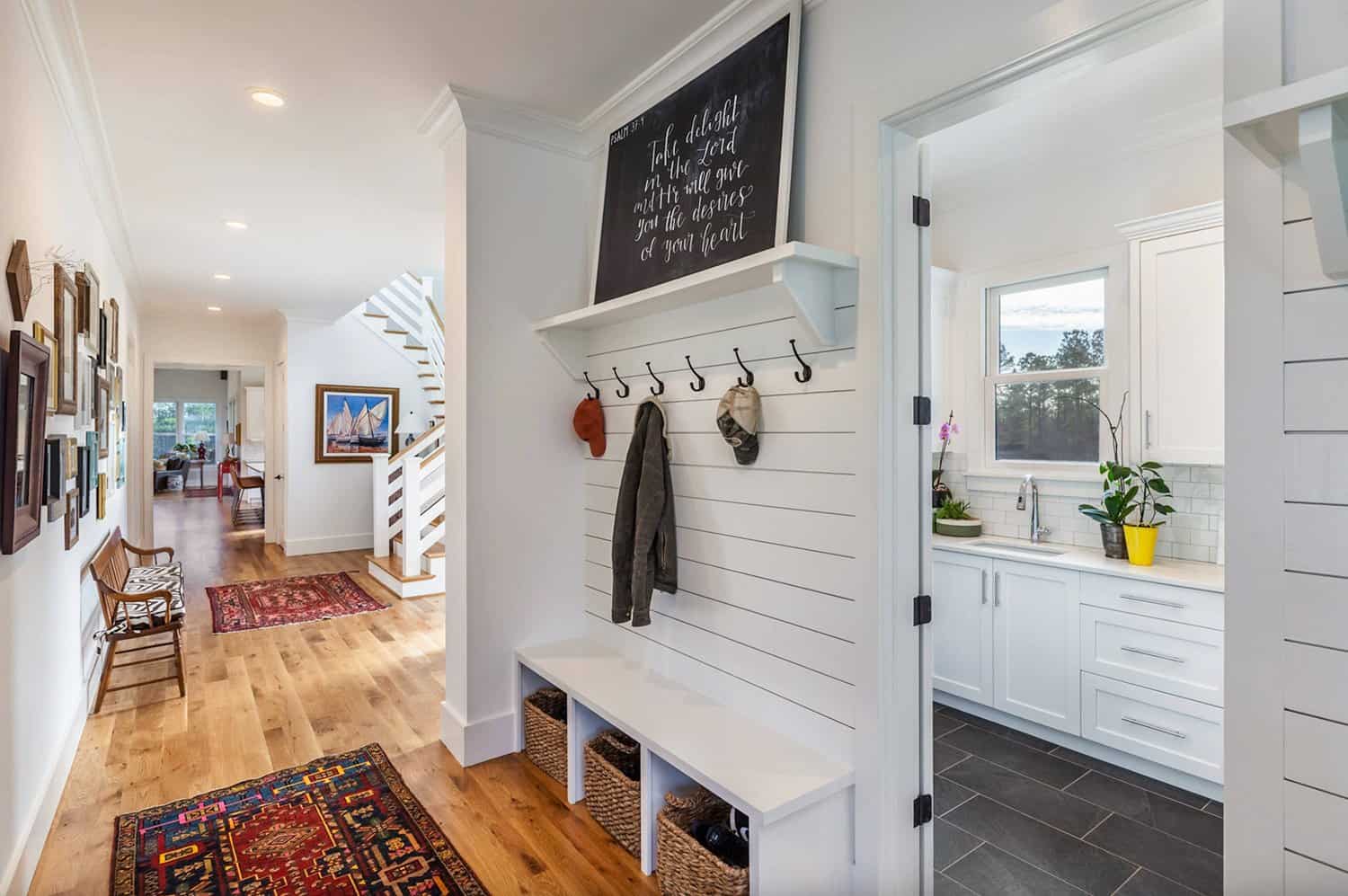 modern-farmhouse-drop-zone-and-laundry-utility