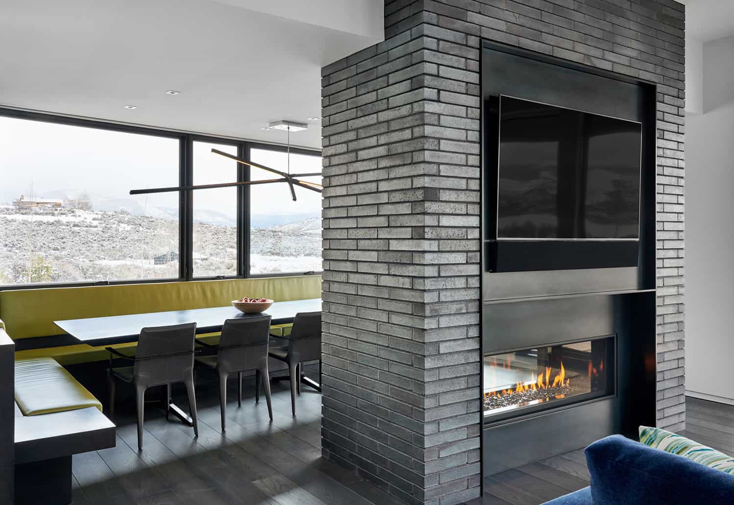 modern-living-room-fireplace