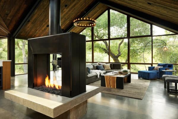 featured posts image for A ranch house surrounded by a breathtaking oak grove in Portola Valley