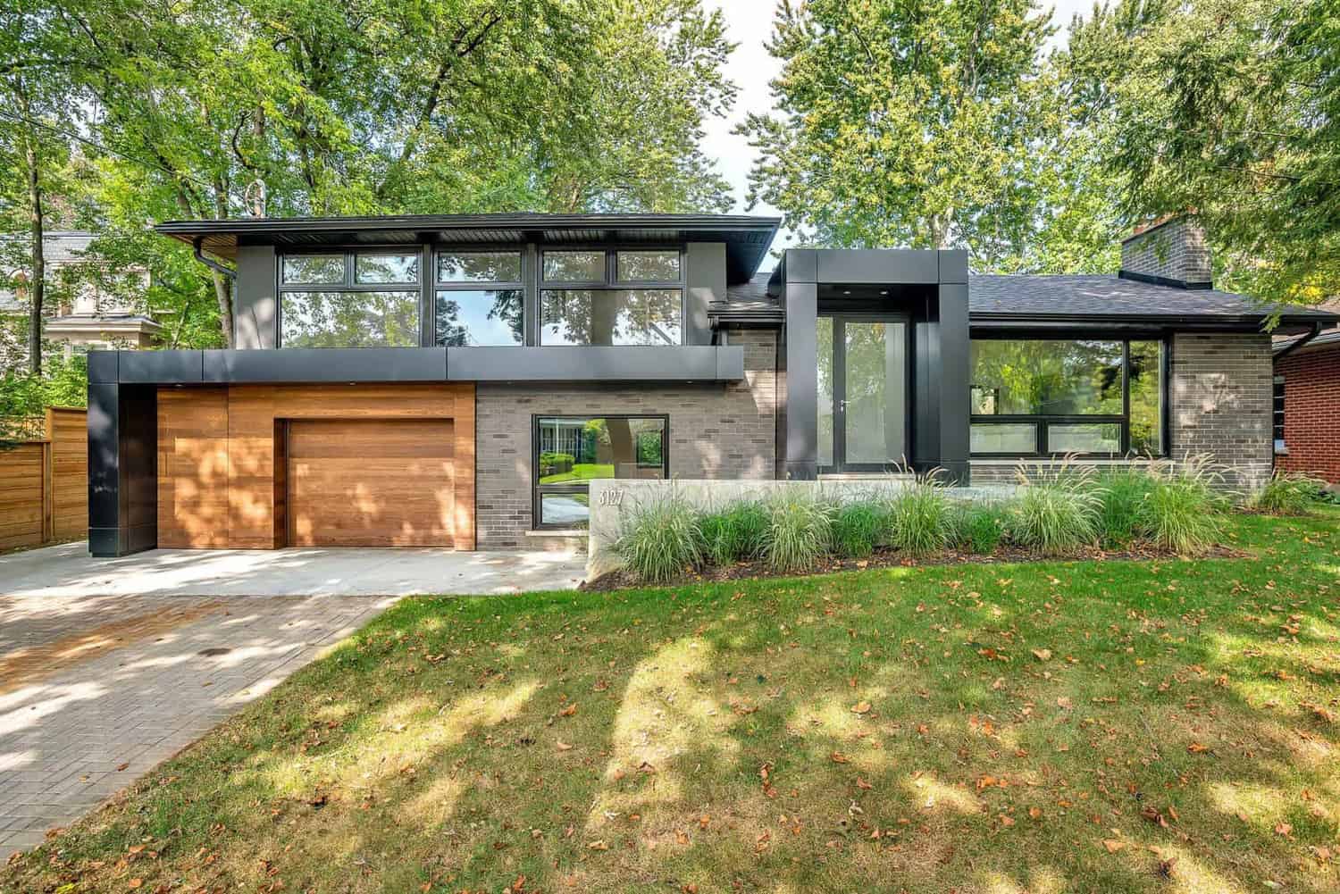 modern-split-level-house-exterior