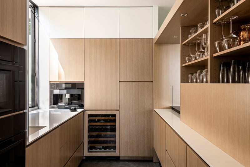modern-home-pantry