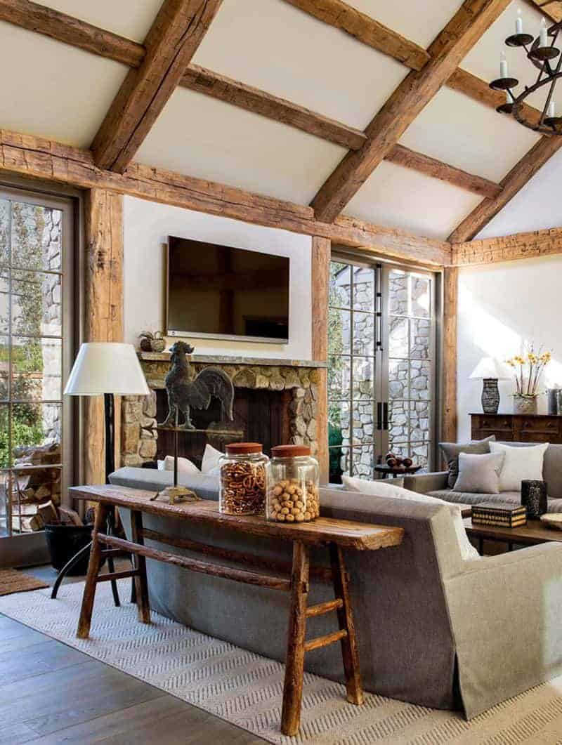 stone-farmhouse-living-room