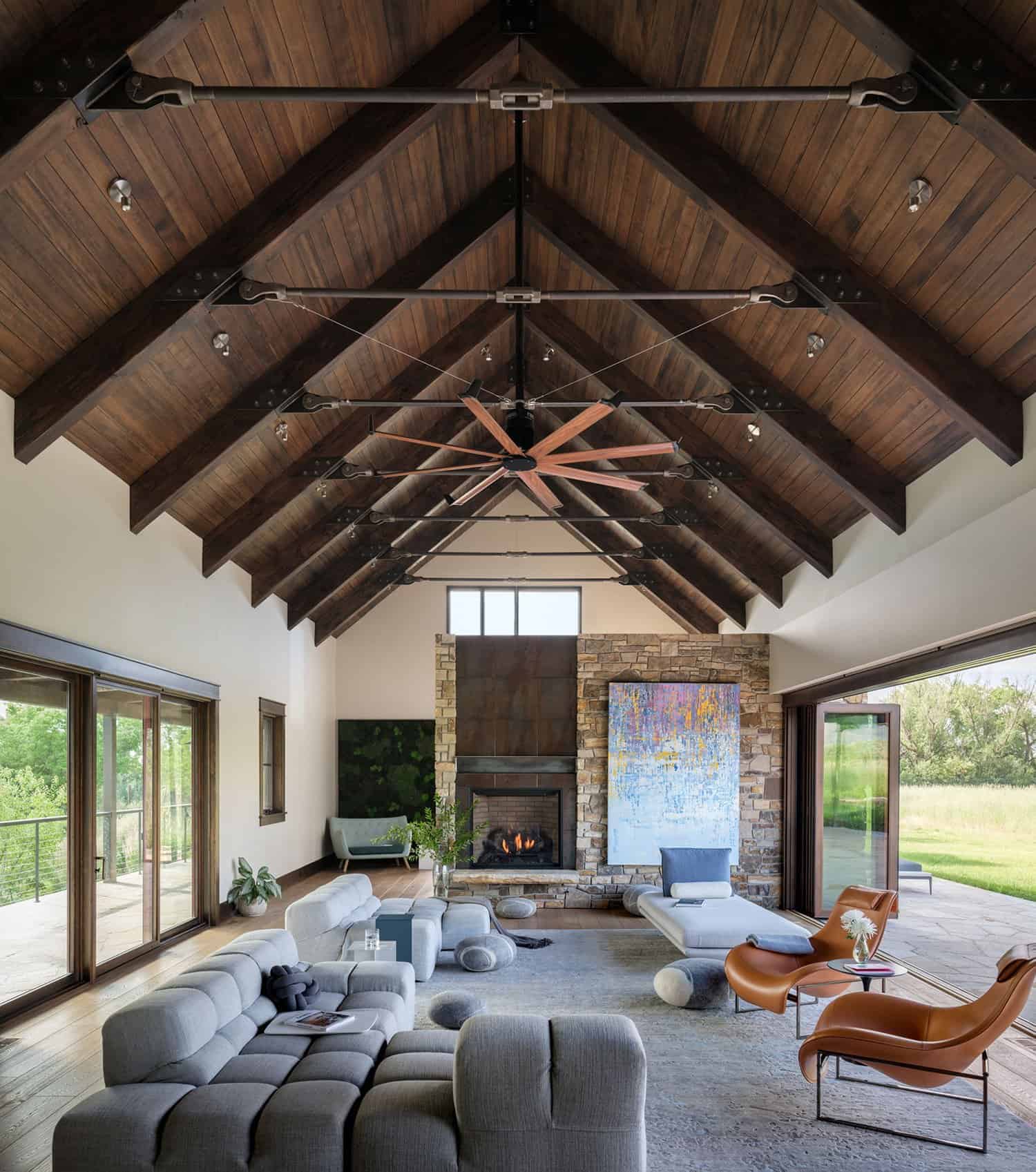 modern-mountain-style-living-room
