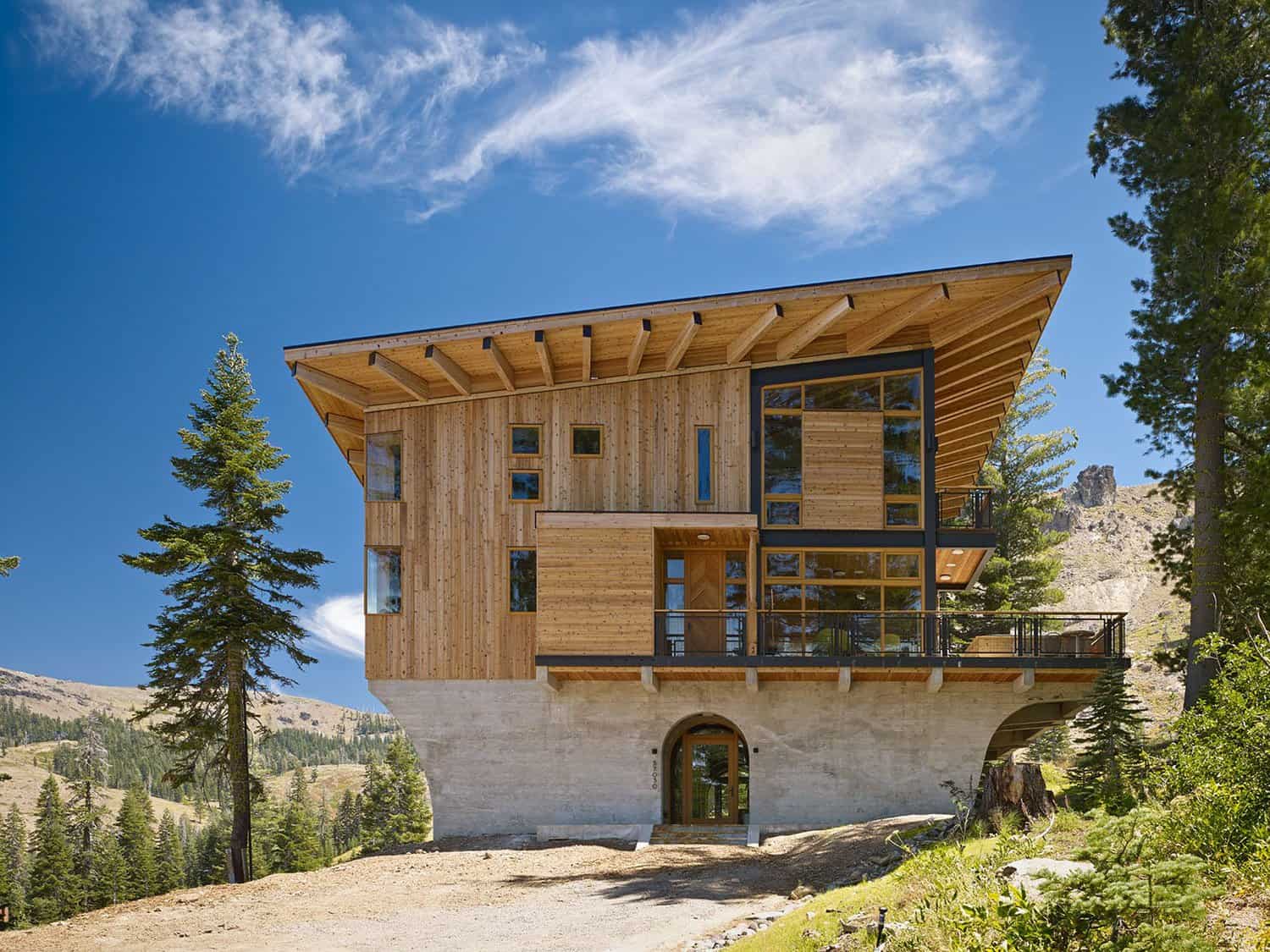 rustic-contemporary-mountain-cabin-exterior