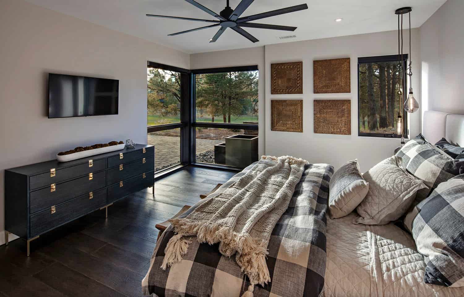 contemporary-guest-bedroom