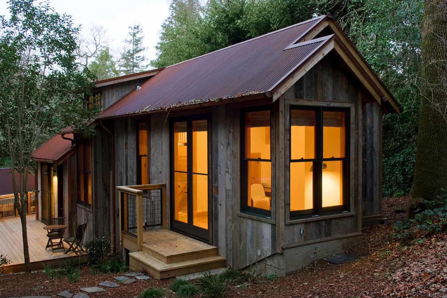 rustic-guest-cabin-exterior-dusk