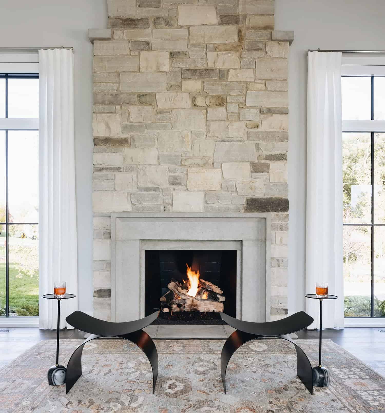 transitional-living-room-fireplace