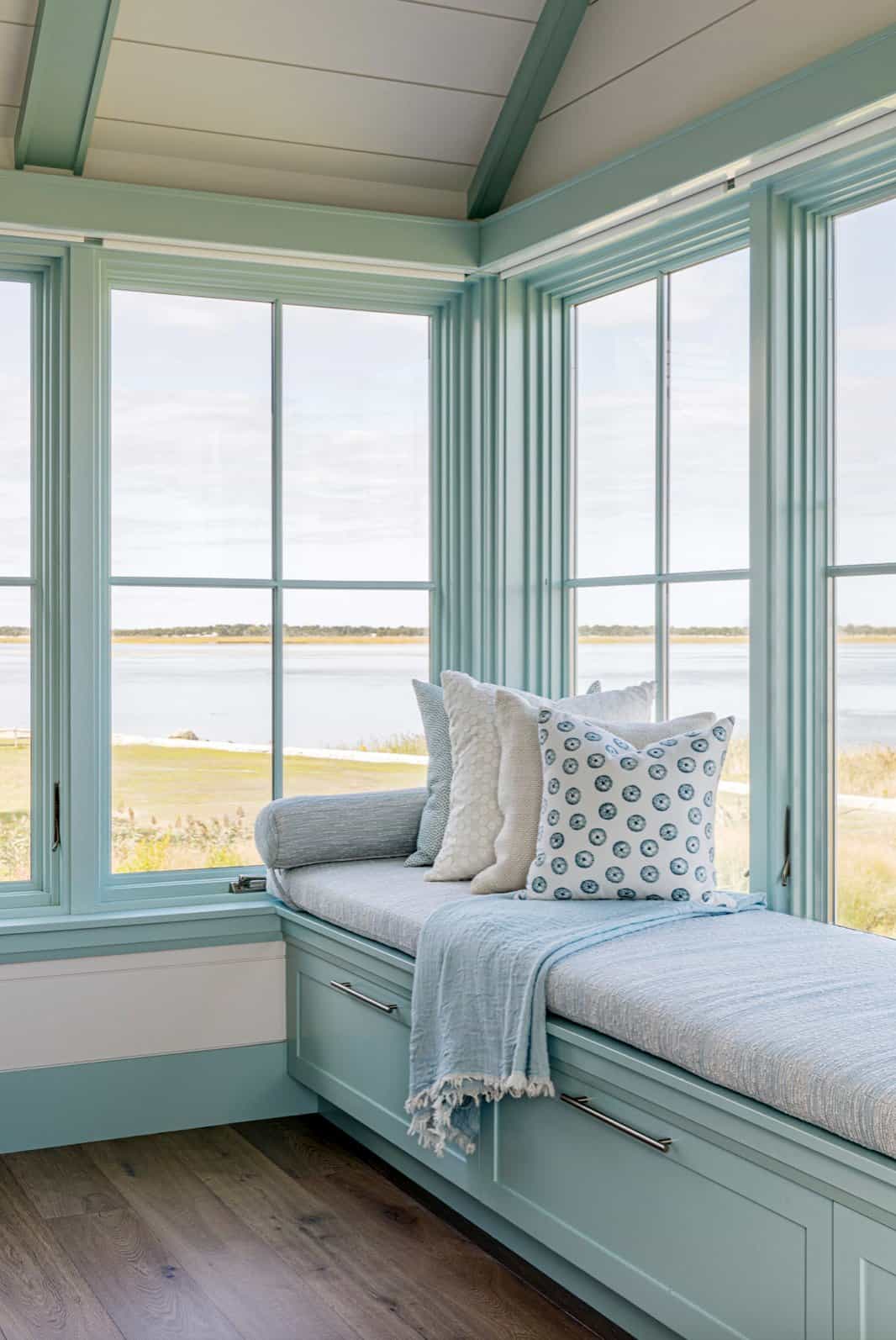 beach-style-bedroom-window-seat