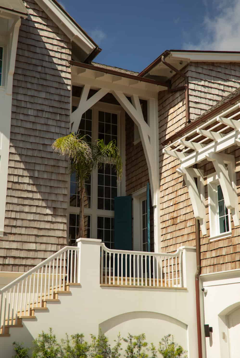 seaside-shingle-style-home-exterior