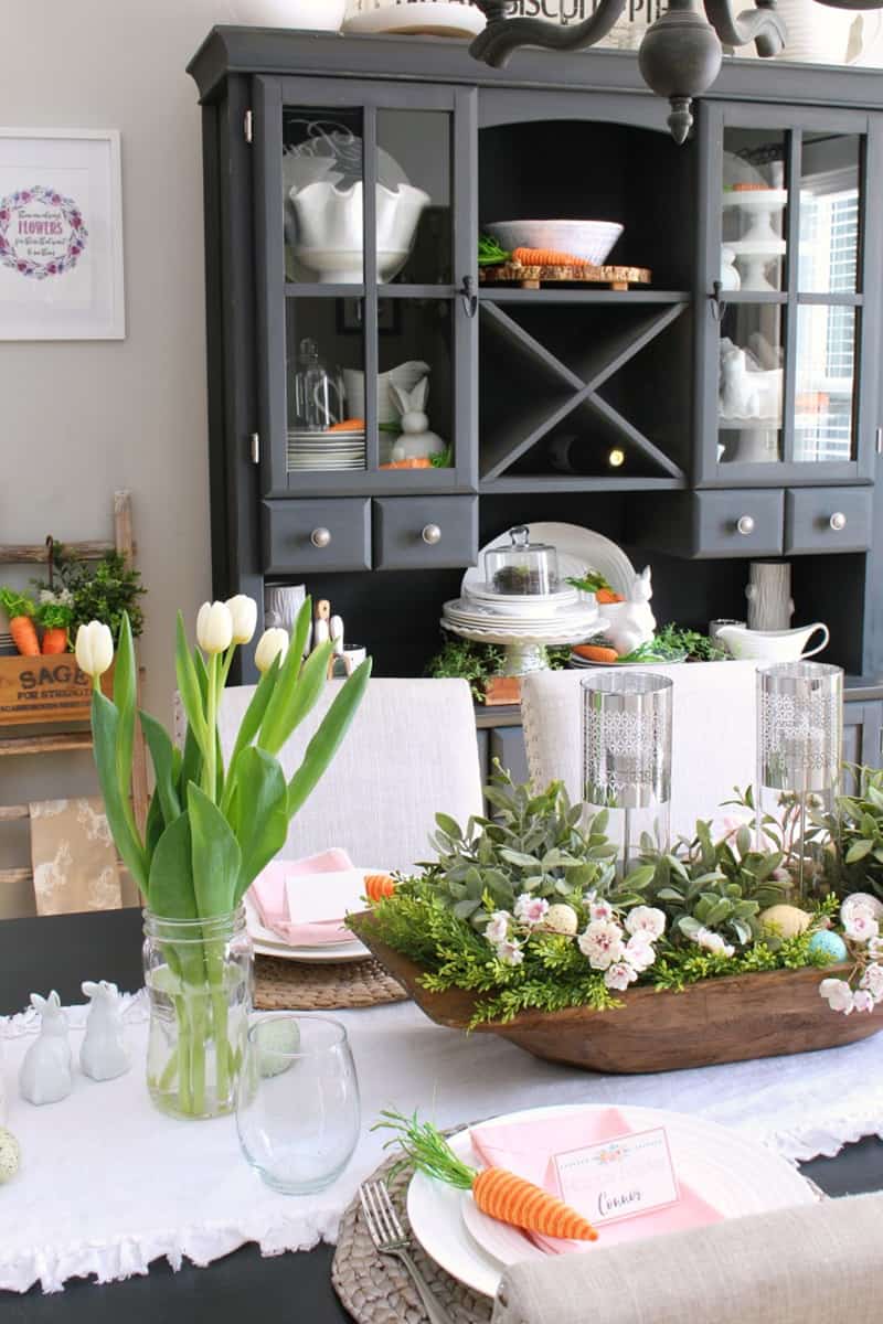 spring-decorated-dining-table-with-a-dough-bowl-centerpiece-and-tulips