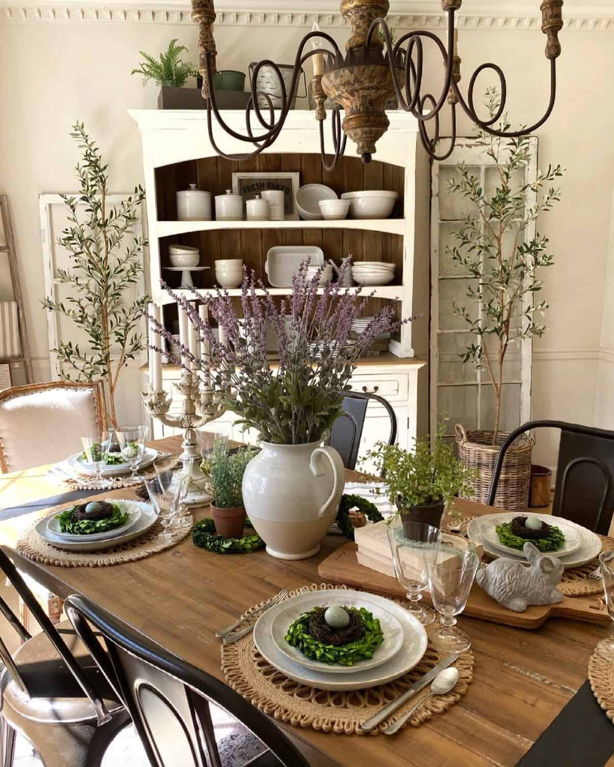 spring-decorated-dining-table