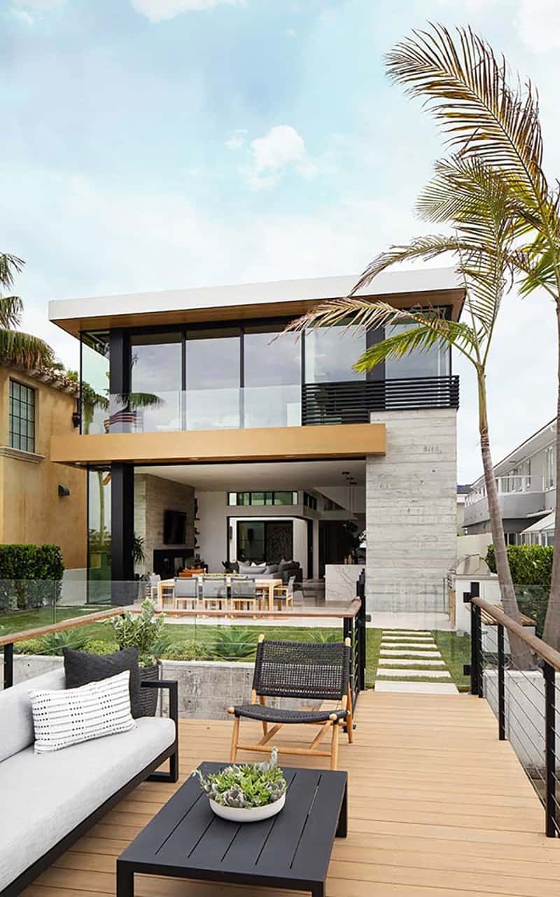 modern-bayfront-house-patio-newport-beach