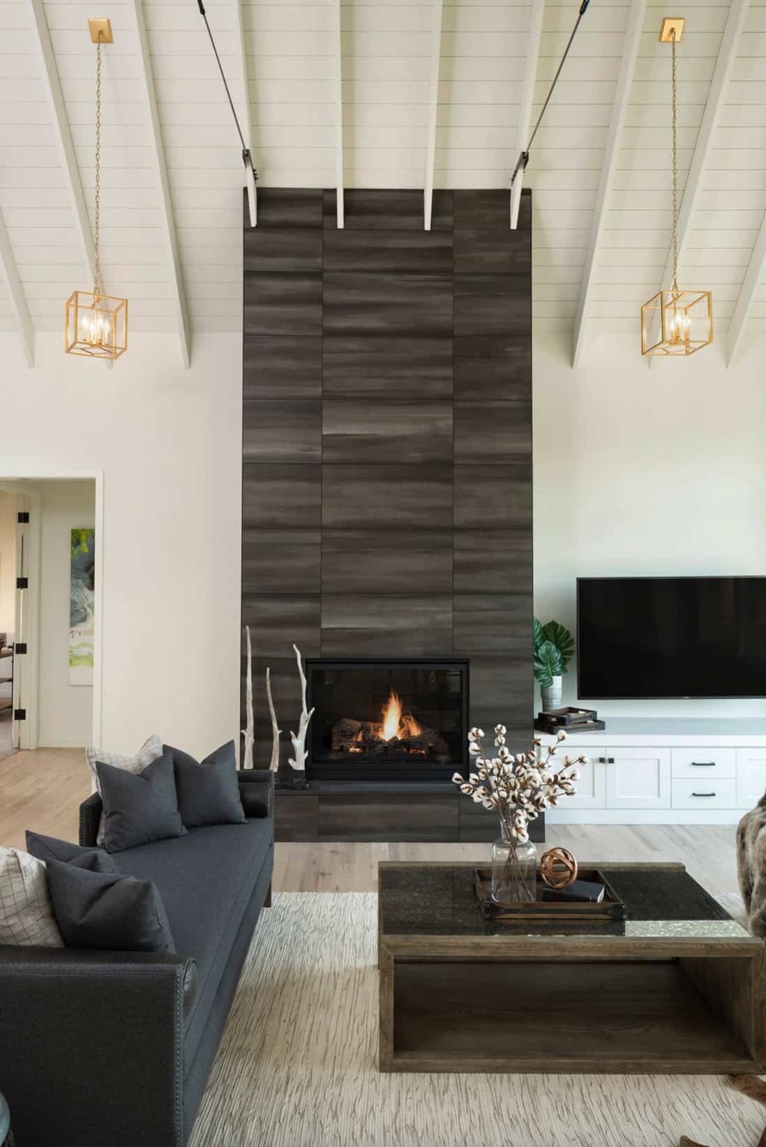 farmhouse-living-room-with-a-fireplace