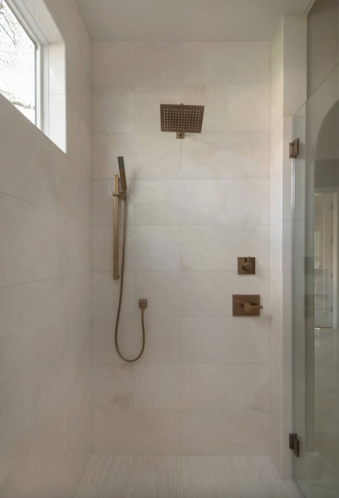 transitional-bathroom-shower