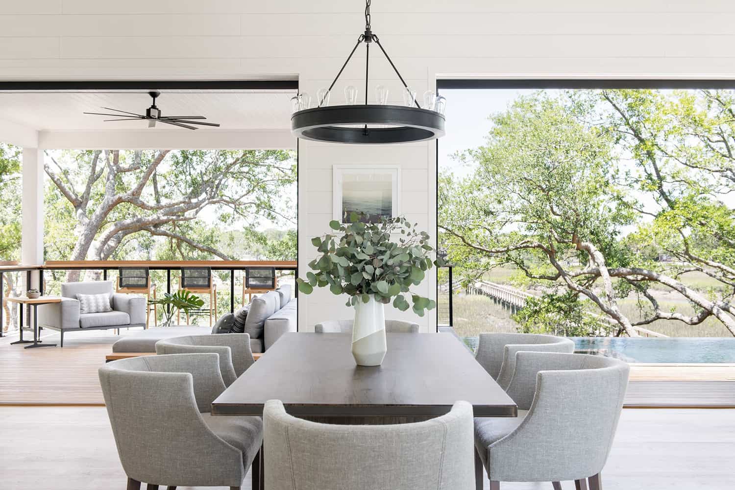 coastal-modern-dining-room