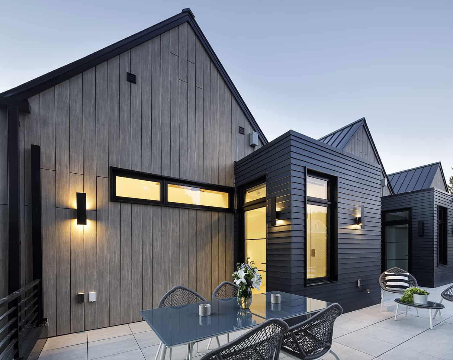 modern-row-house-deck