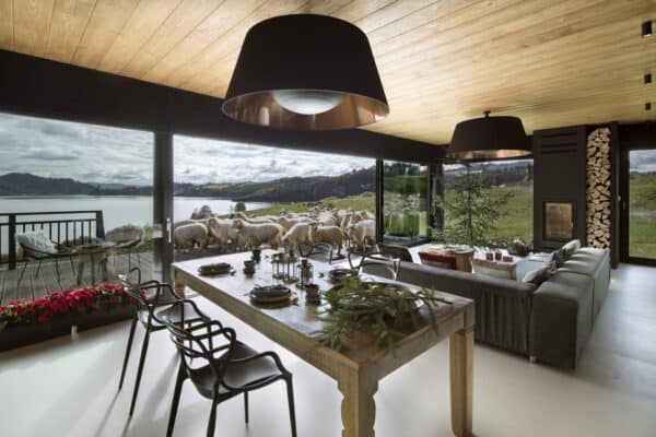 featured posts image for See this cozy mountain cabin nestled on a picturesque lake in Poland