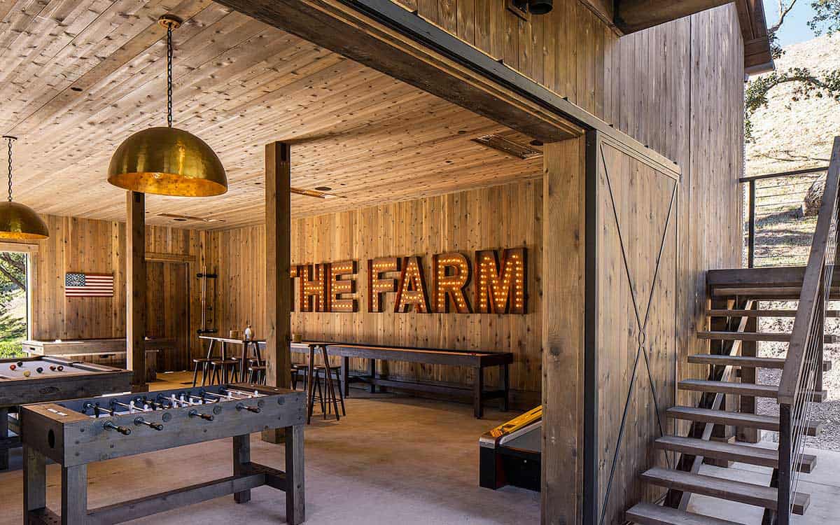 modern-entertainment-barn-game-room
