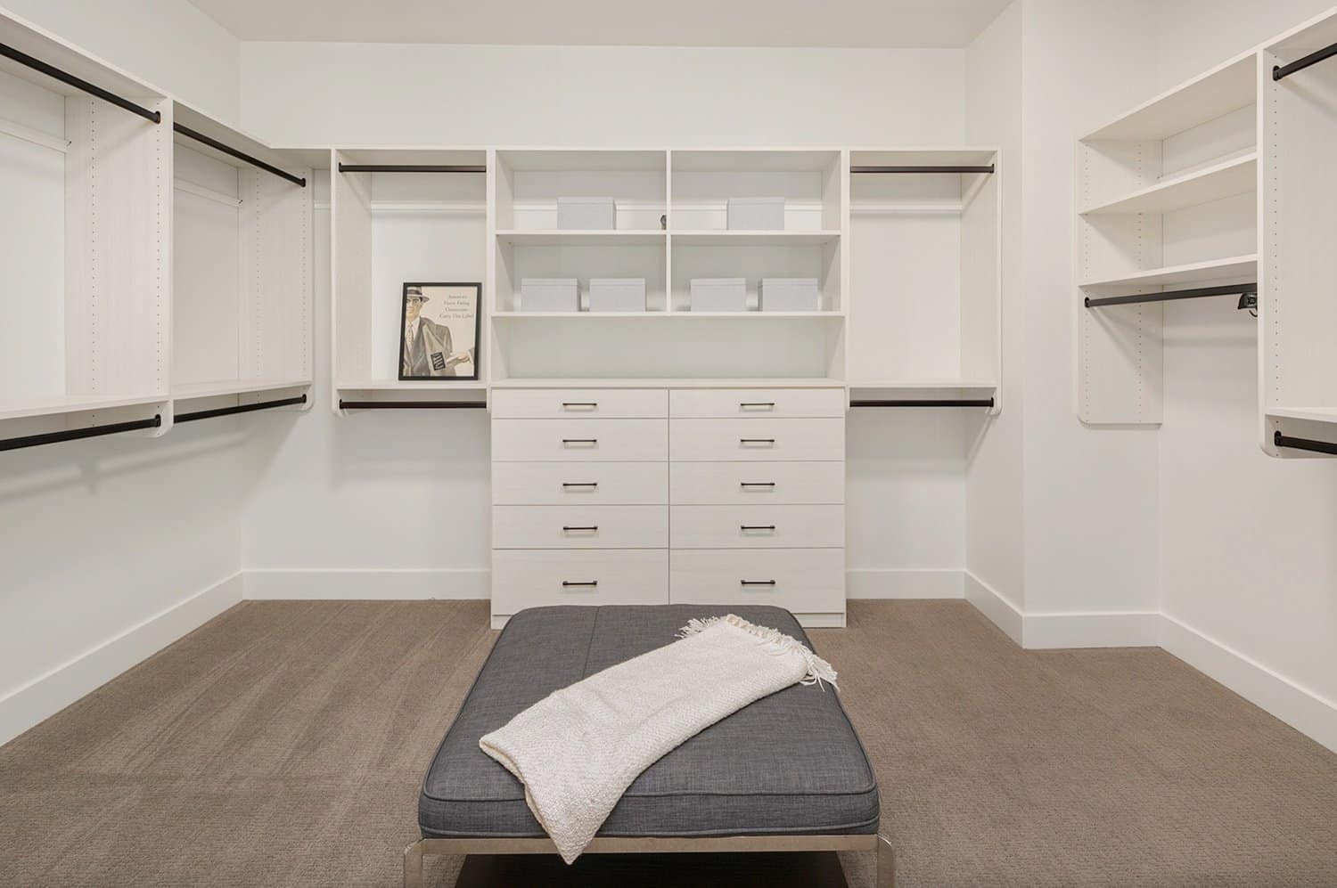 modern-bedroom-closet