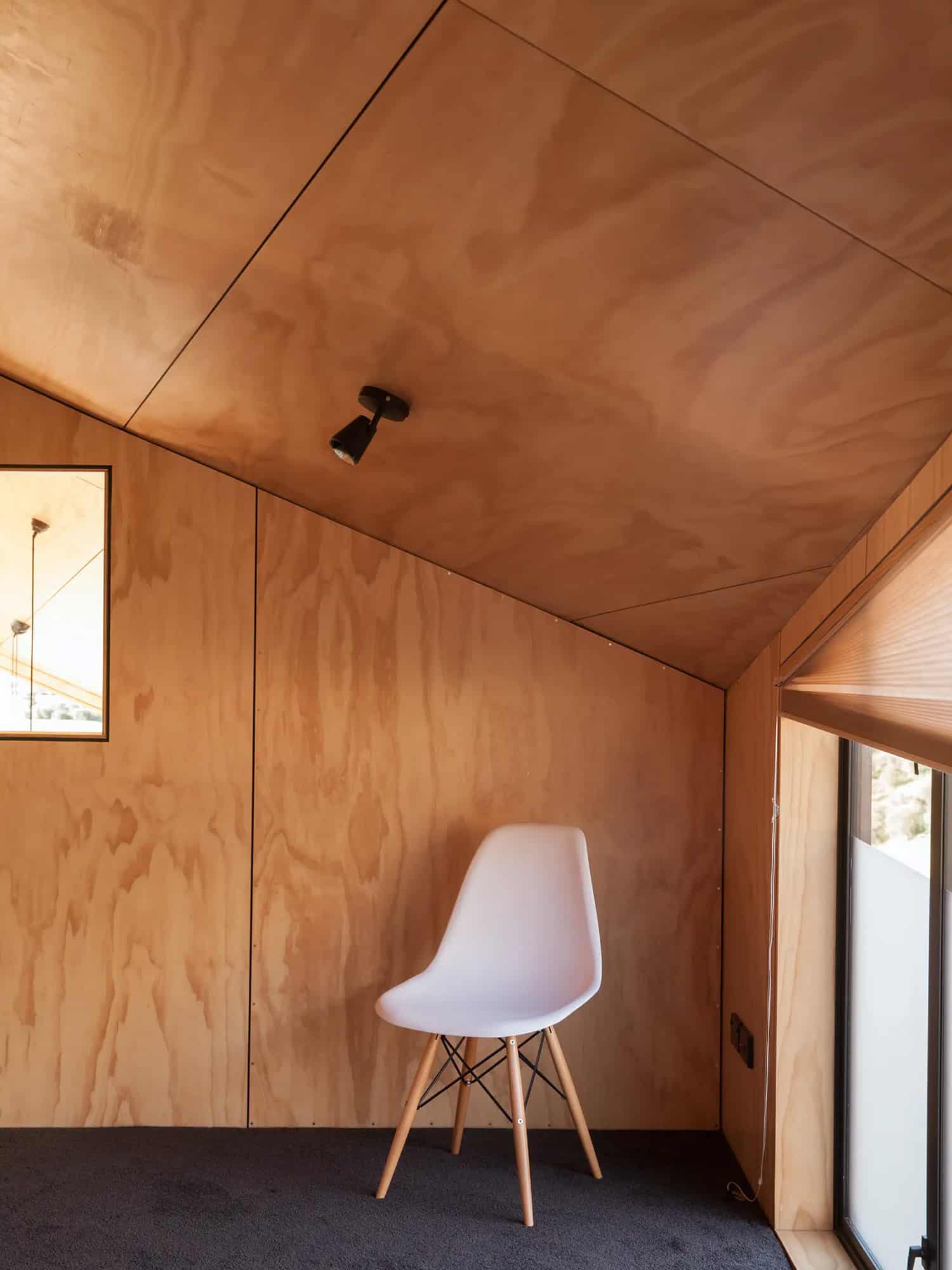 modern-cabin-loft