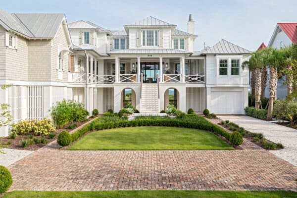 featured posts image for Tour this breezy and inviting Lowcountry beach house on the Isle of Palms