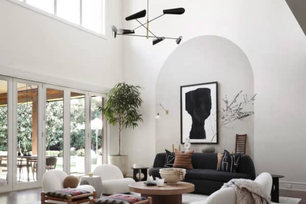featured posts image for A relaxed modern home in Dallas gets an incredibly gorgeous makeover