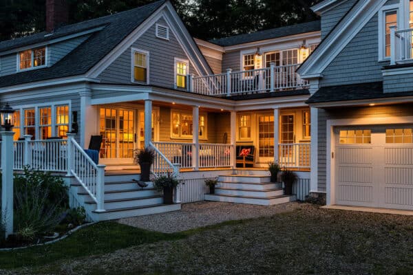featured posts image for Take a peek inside this glorious Cape Cod style cottage in coastal Maine
