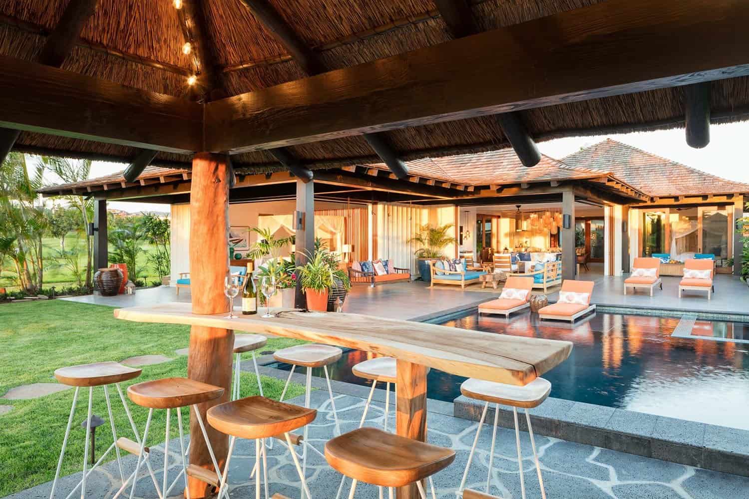 tropical-covered-outdoor-patio