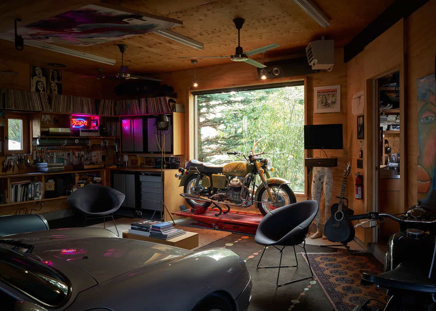 rustic-modern-garage