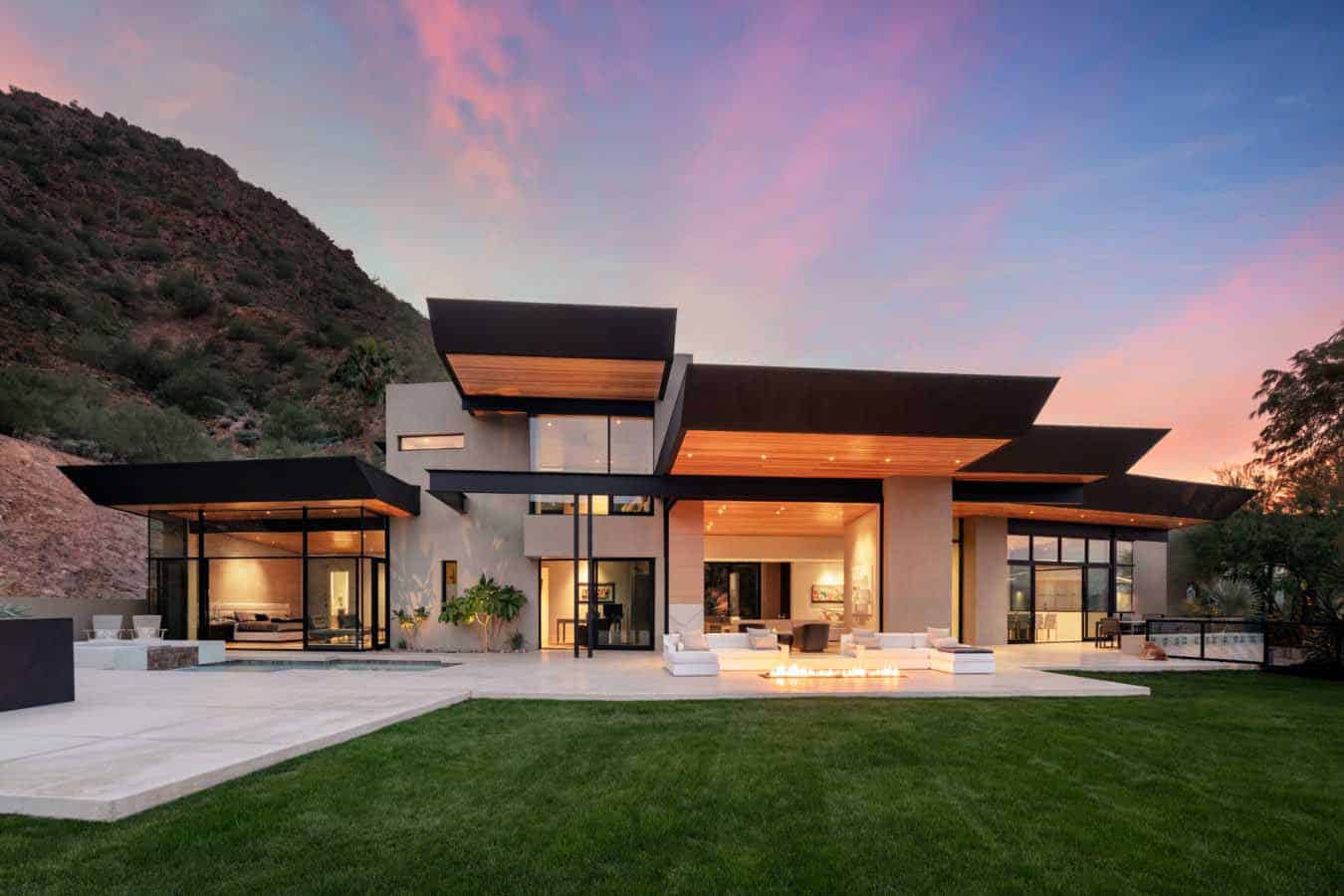 contemporary-arizona-desert-house-exterior