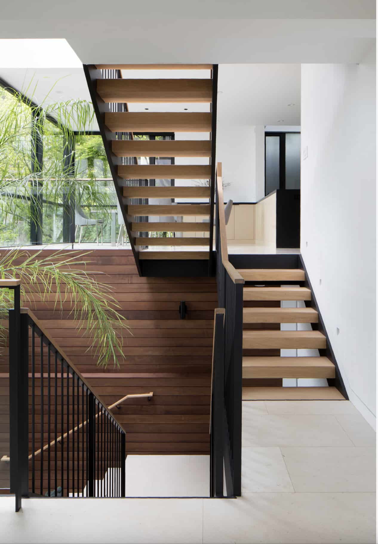 modern-staircase-atrium