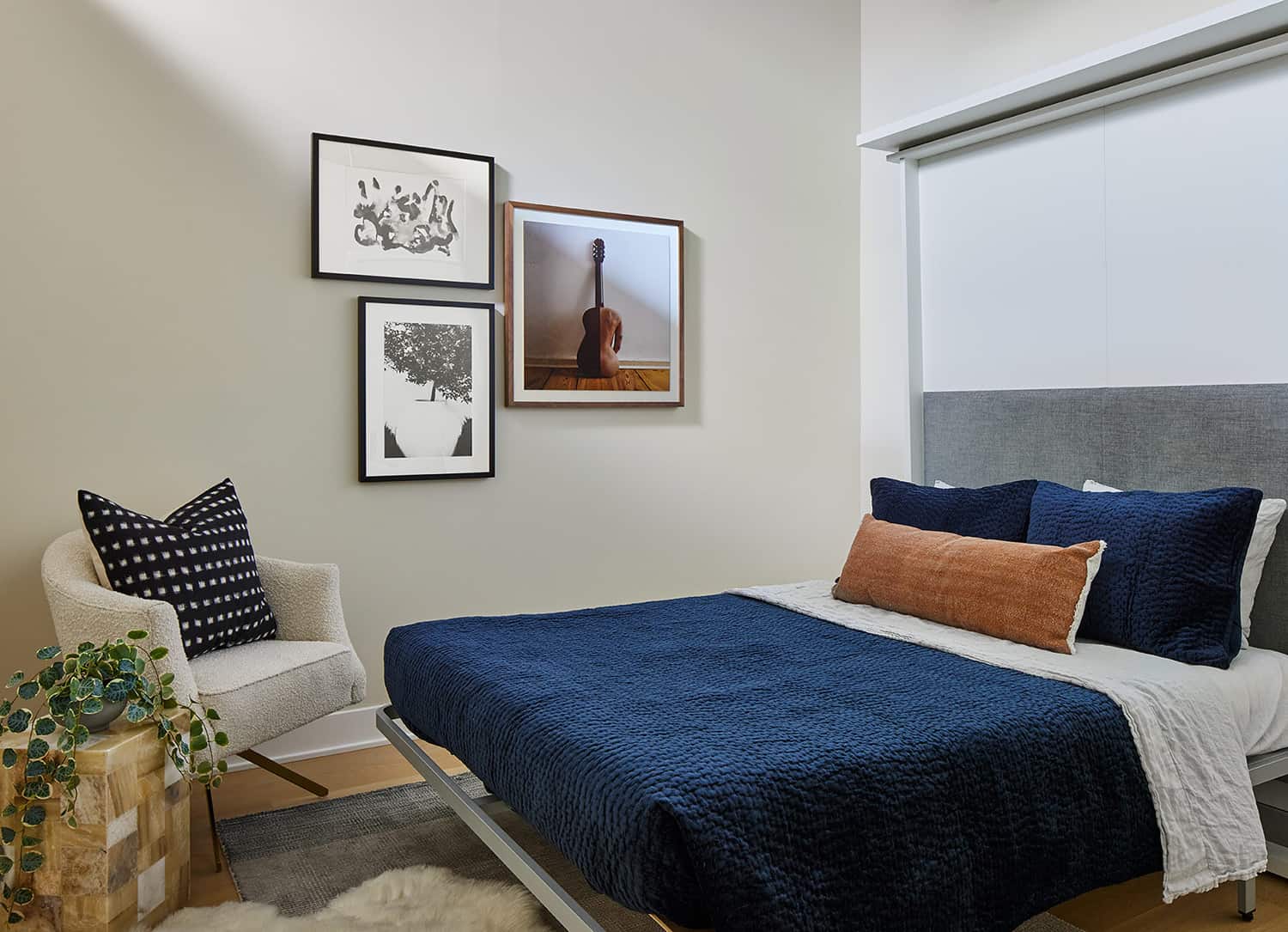 modern-penthouse-bedroom