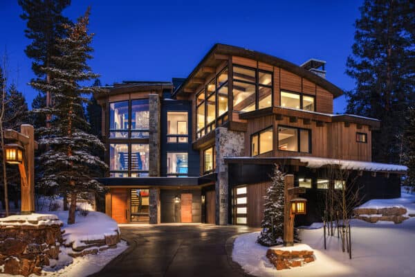 featured posts image for Step into a Colorado Mountain home with attractive living spaces