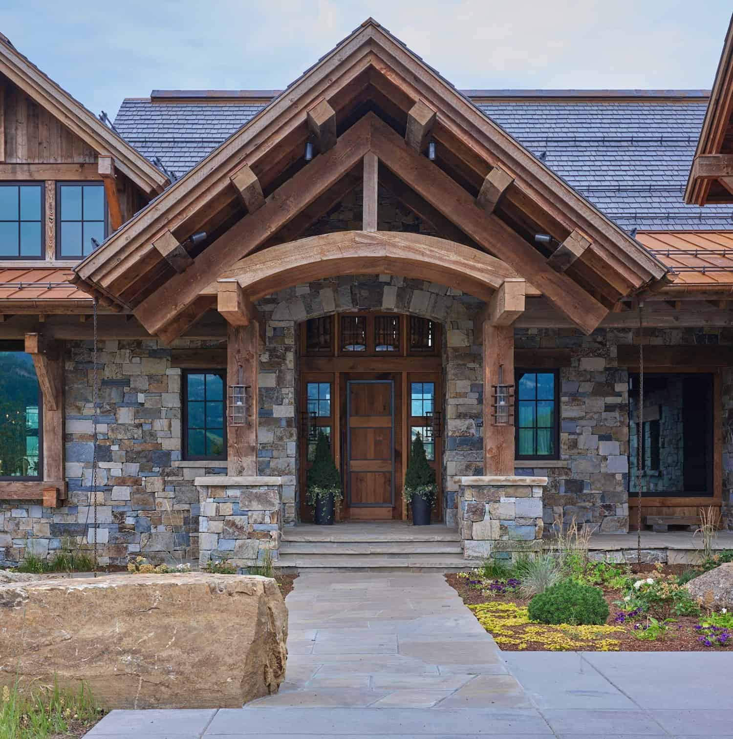 rustic-modern-mountain-home-exterior