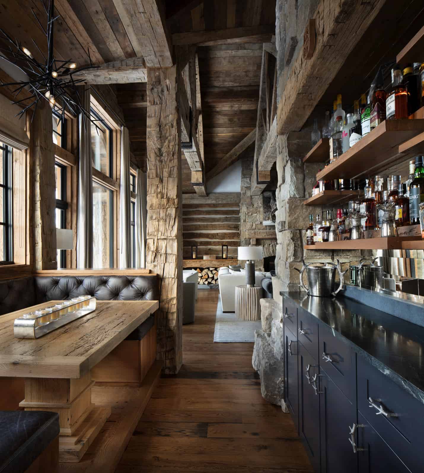 rustic-home-bar