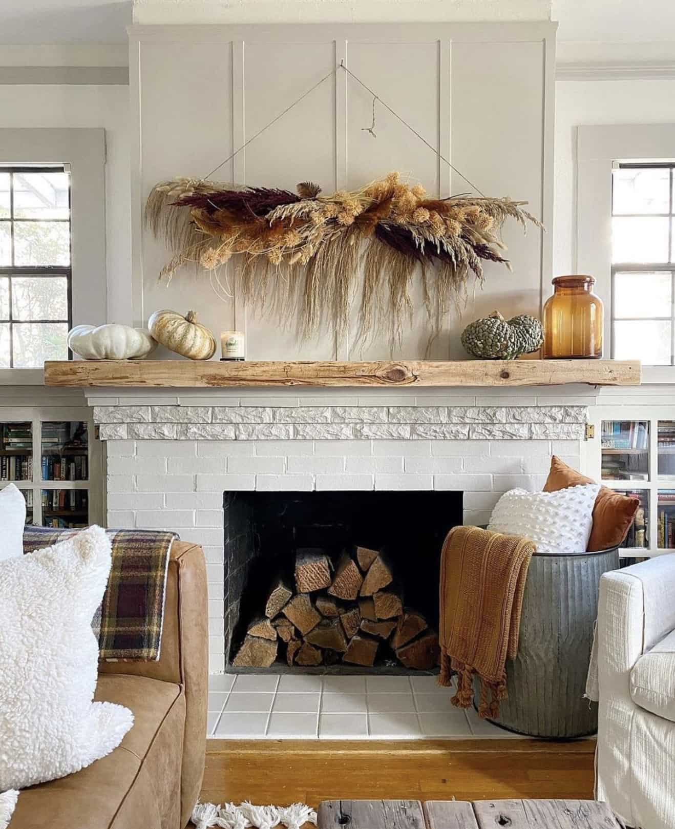 fall-decorated-fireplace-mantel