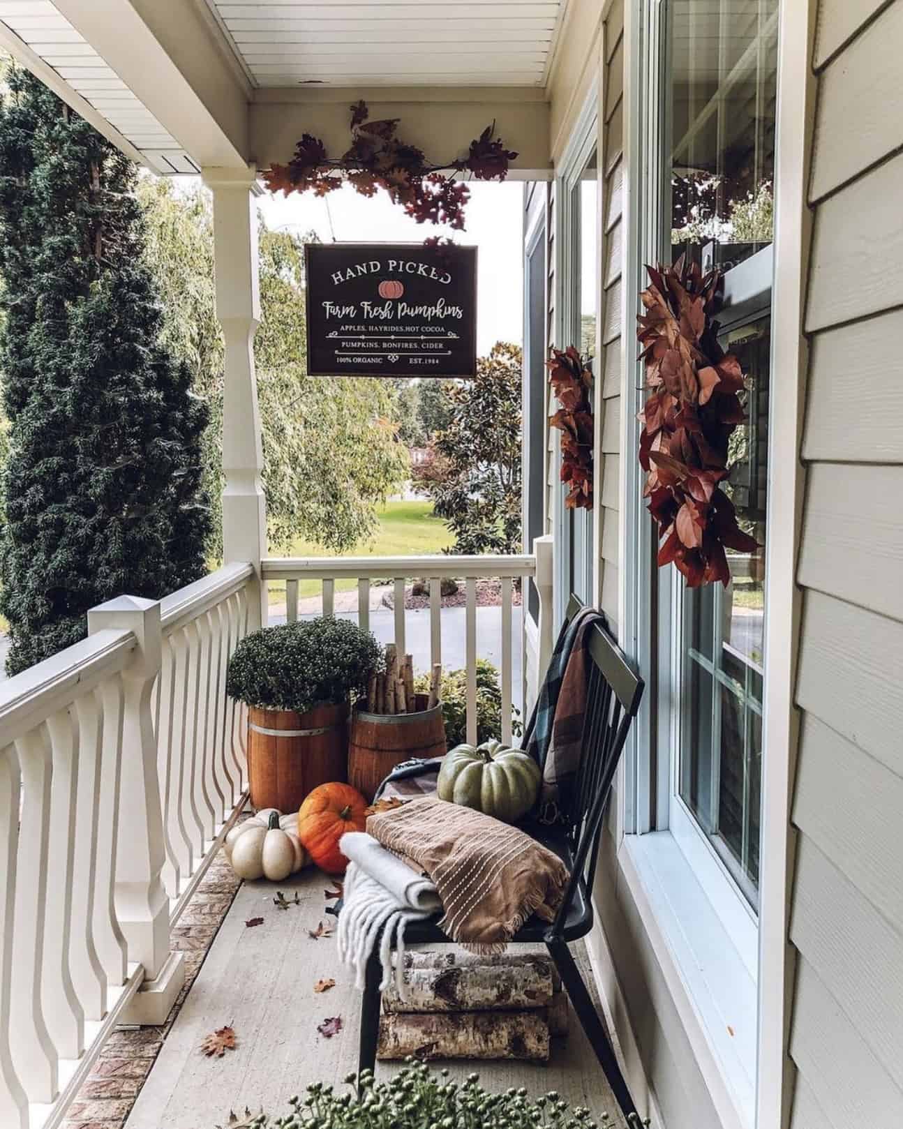 front-porch-decorated-for-fall