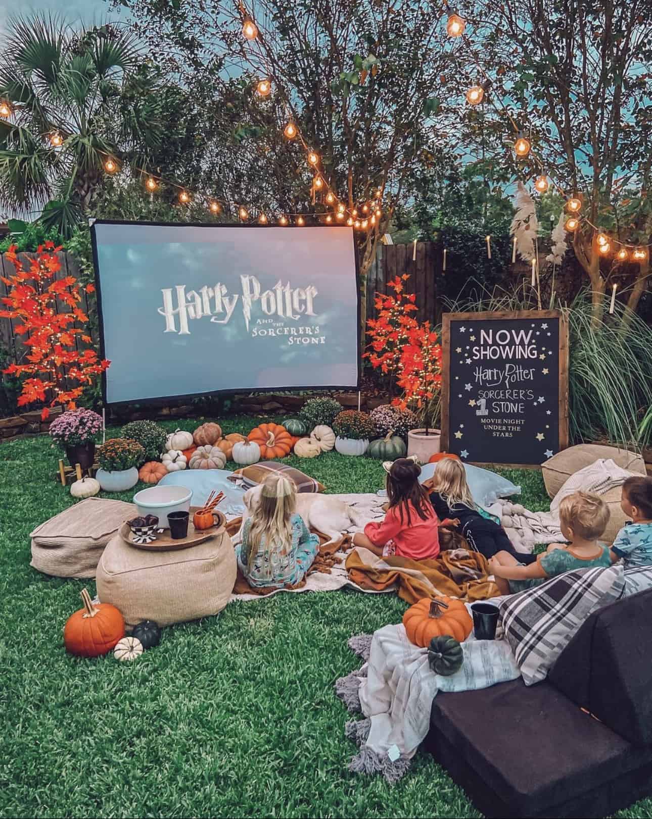 outdoor-movie-theater-with-fall-decorations