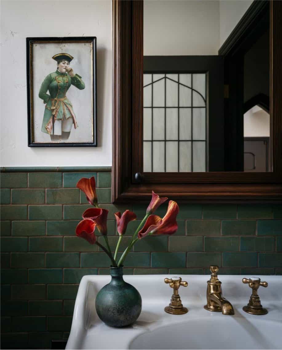 french-eclectic-powder-room