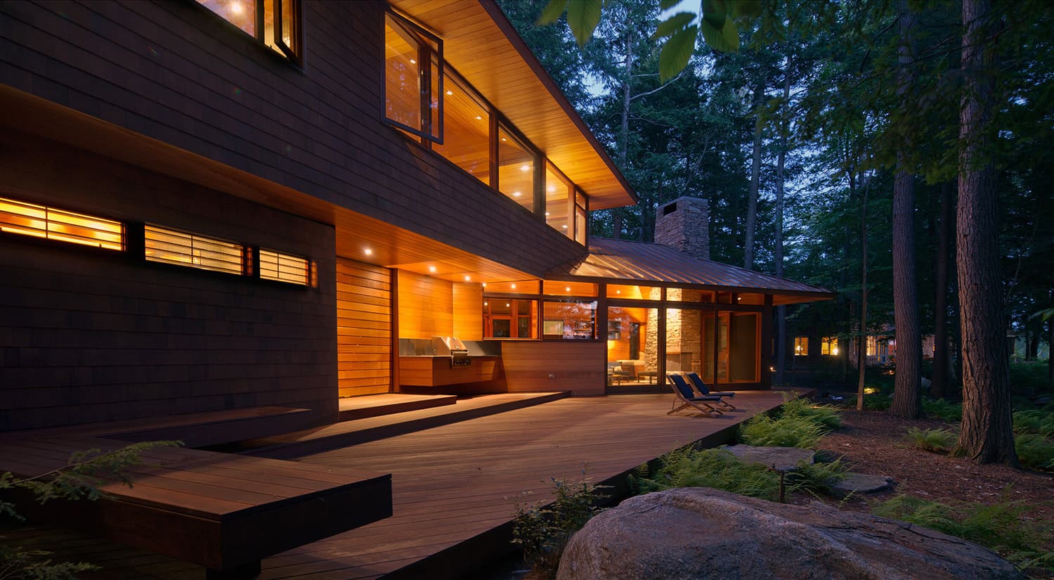 contemporary-deck-at-dusk
