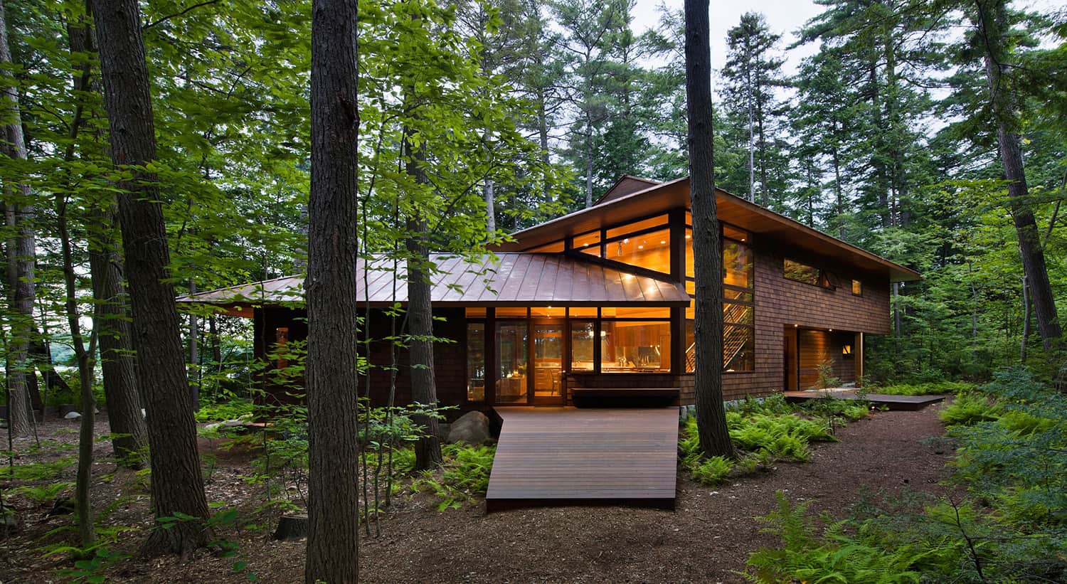 contemporary-camp-like-home-exterior