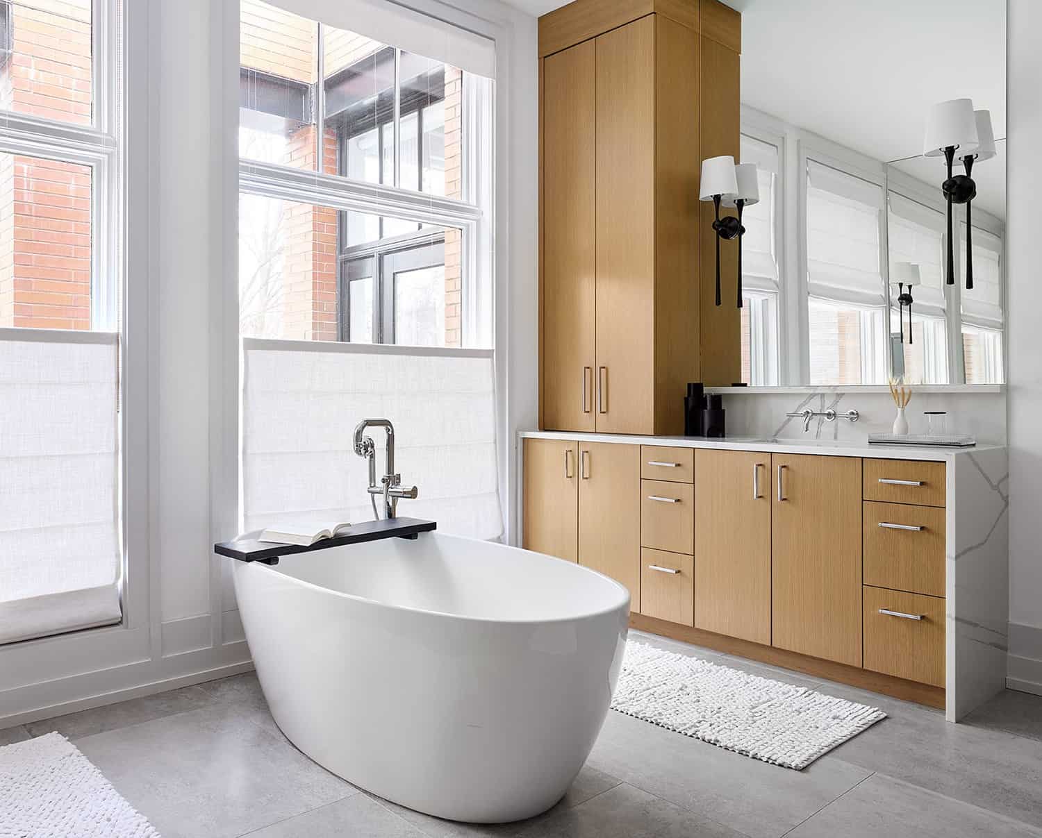contemporary-bathroom-with-freestanding-tub