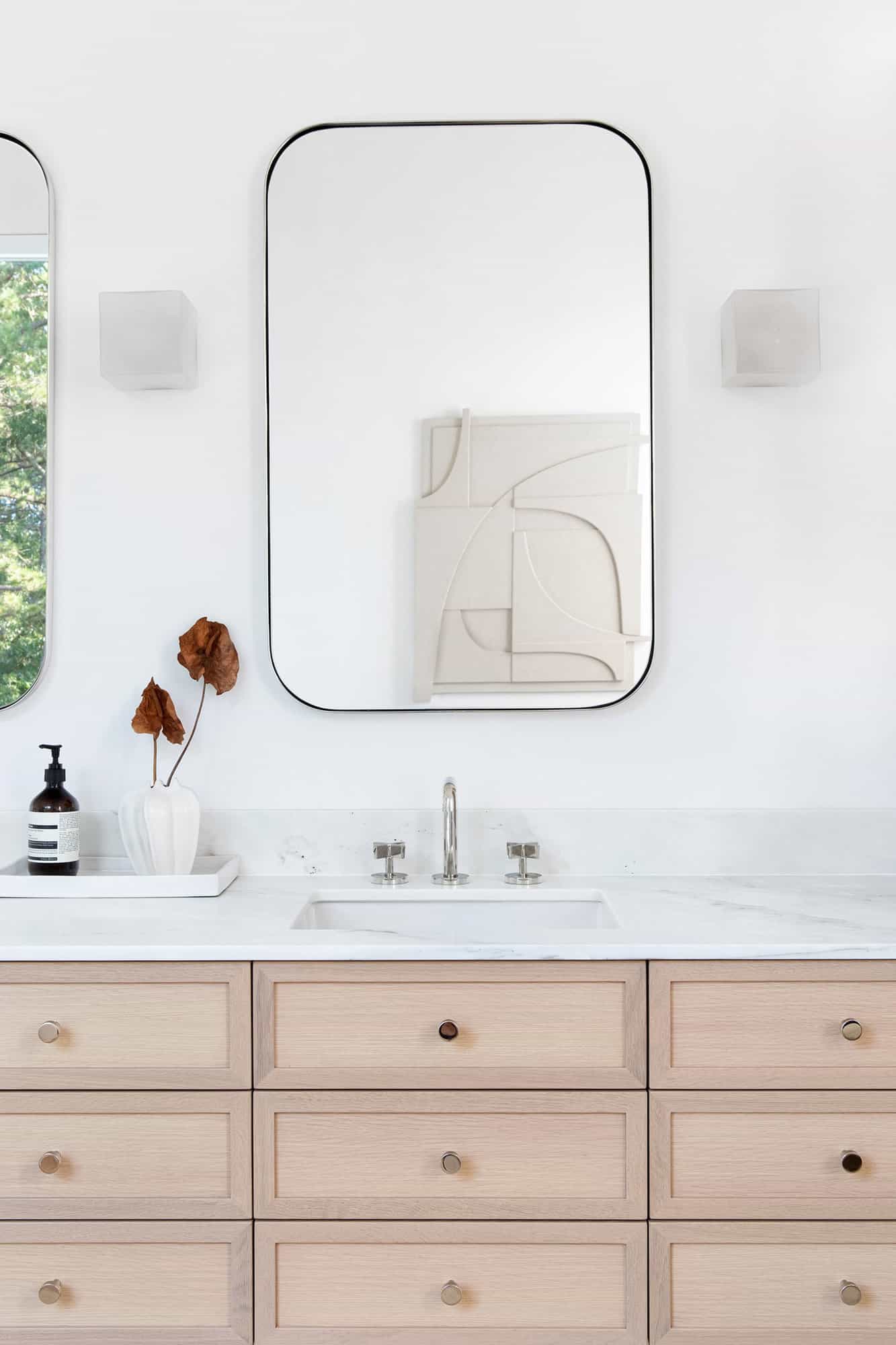 modern-bathroom-vanity